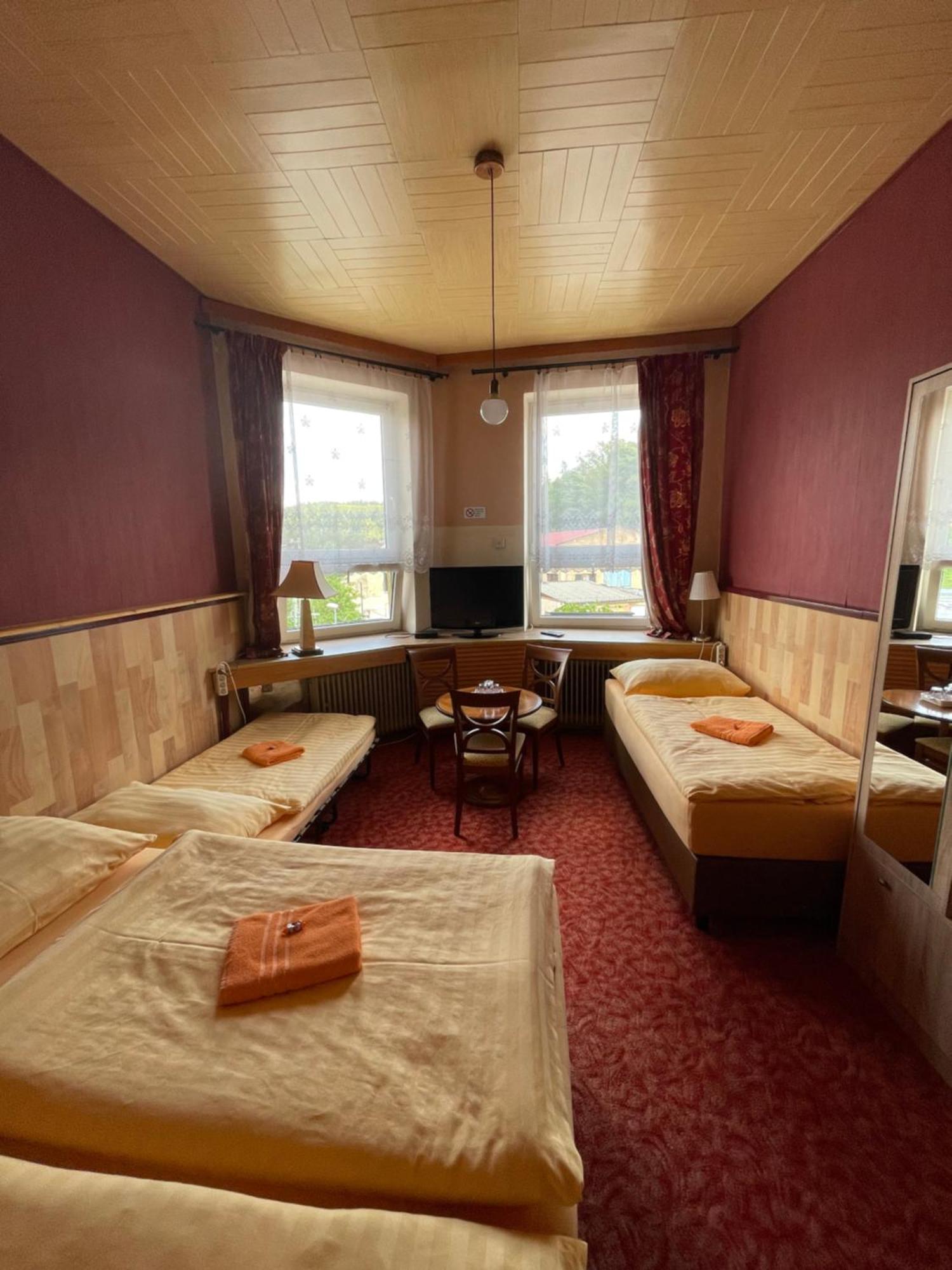 Hotel U Branky Stříbro Dış mekan fotoğraf