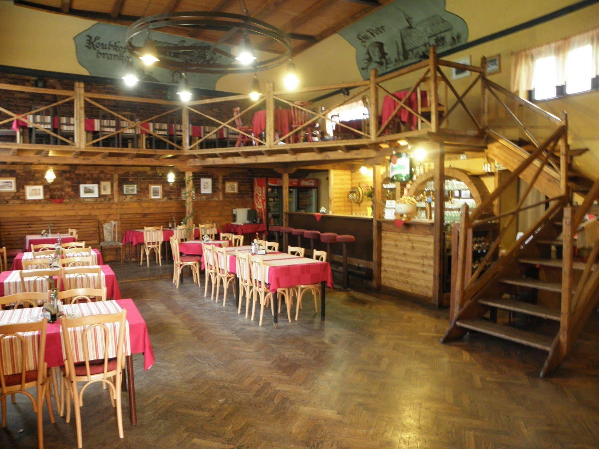 Hotel U Branky Stříbro Dış mekan fotoğraf